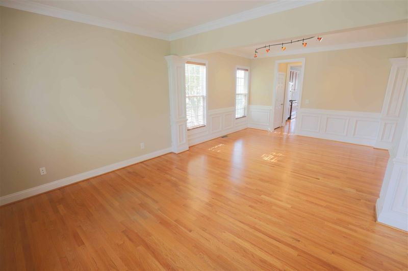 1029 Bellenden Dr, Durham, NC 27713