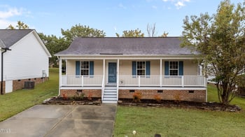 1029 Cove Cir, Clayton, NC 27520