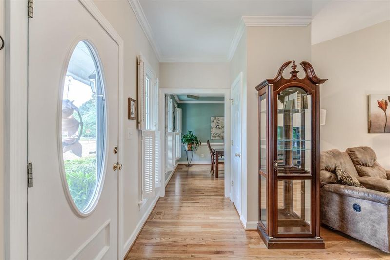 1029 Minnie Dr, Raleigh, NC 27603