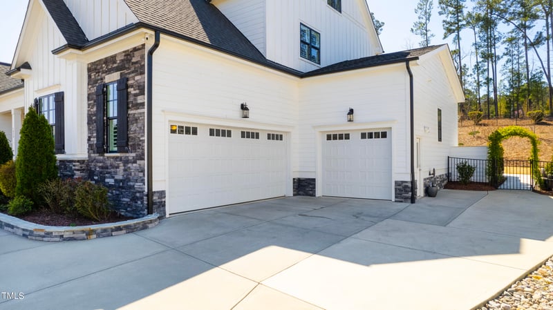 1029 Montvale Ridge Dr, Cary, NC 27519