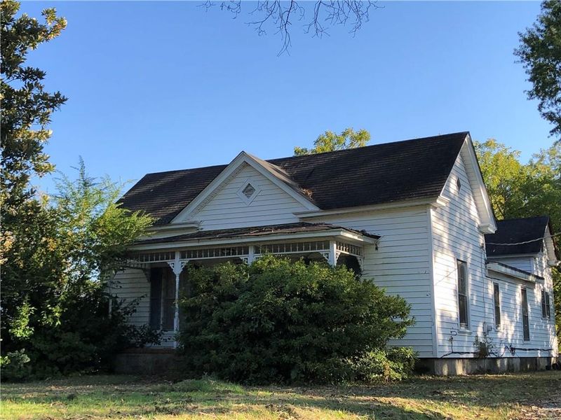 1029 Rainey St, Burlington, NC 27217