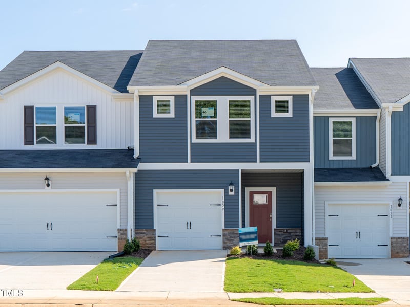 1029 Winding Spring Dr, Mebane, NC 27302