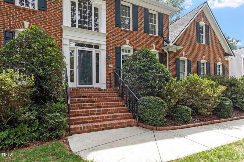 103 Ackworth Ct, Cary, NC 27519