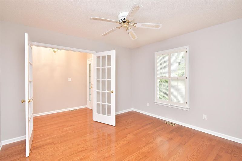 103 Airlie Ct, Cary, NC 27513