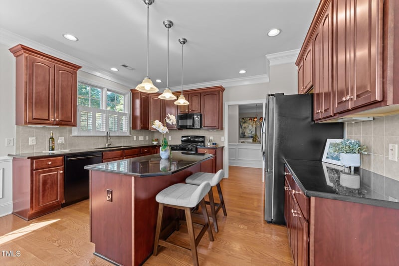 103 Aisling Ct, Cary, NC 27513
