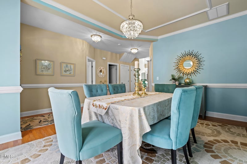 103 Alden Village Ct, Cary, NC 27519