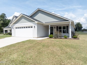 103 E Allen St, Four Oaks, NC 27524