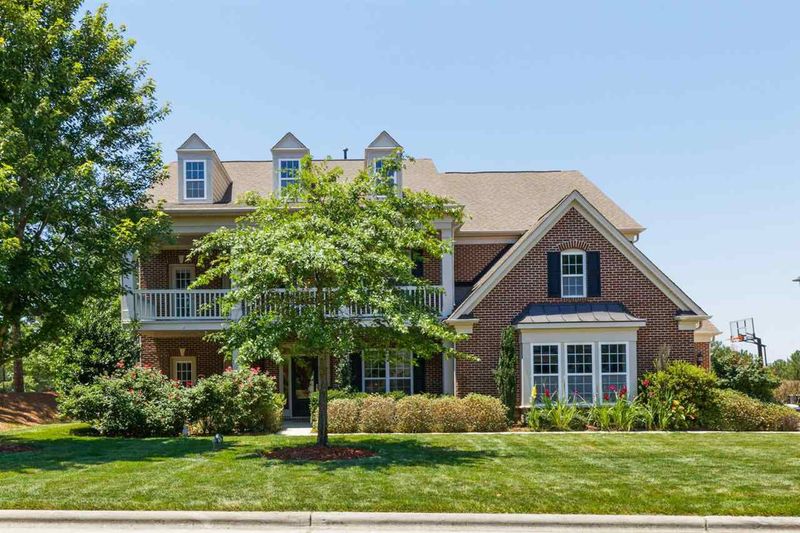 103 Alliance Cir, Cary, NC 27519