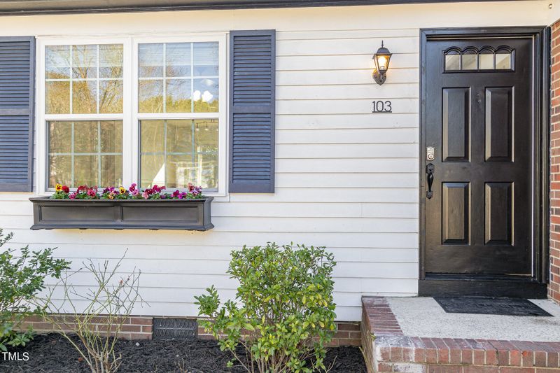 103 Angora Ct, Cary, NC 27513