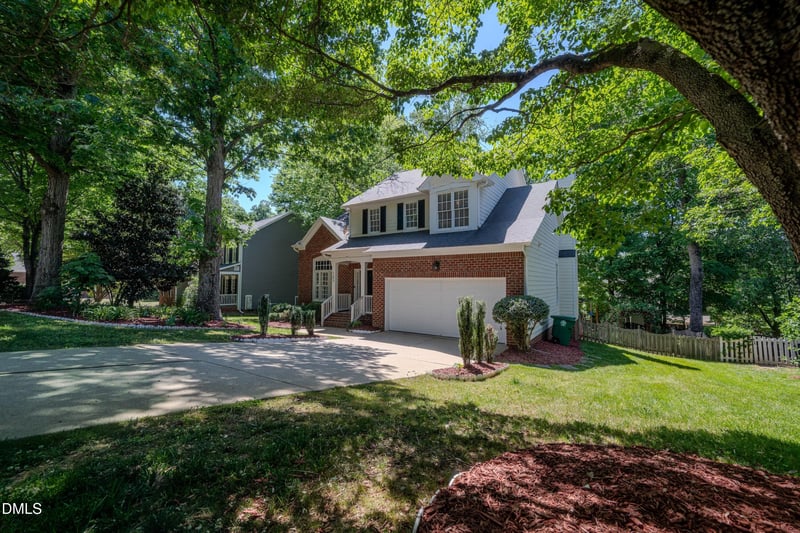 103 Ashley Glen Dr, Cary, NC 27513