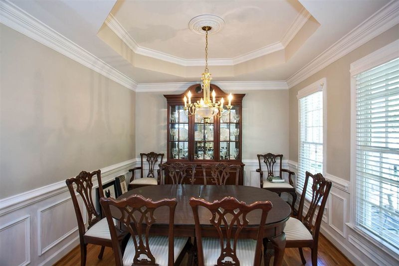 103 Atterbury Ln, Cary, NC 27518