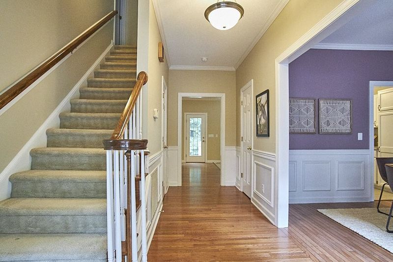 103 Baskerville Cir, Chapel Hill, NC 27517