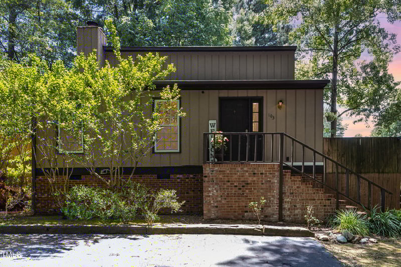 103 Bonnell Ct, Cary, NC 27511