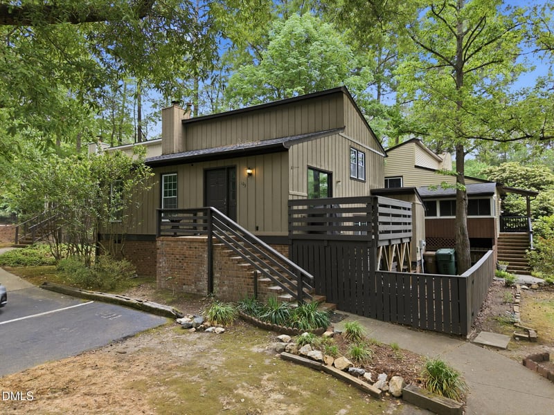 103 Bonnell Ct, Cary, NC 27511