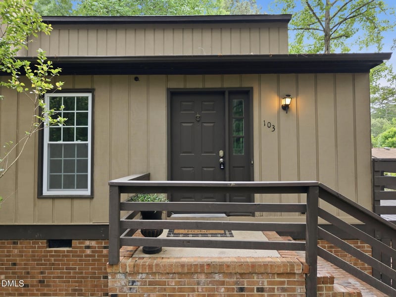 103 Bonnell Ct, Cary, NC 27511