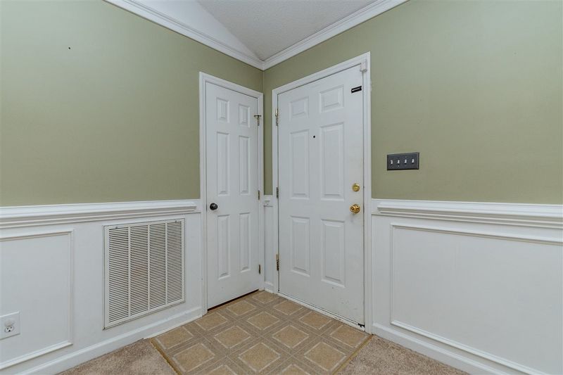 103 Brandon Dr, Clayton, NC 27520