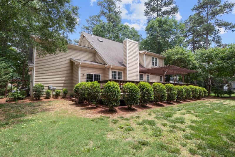 103 Brechin Ct, Cary, NC 27518