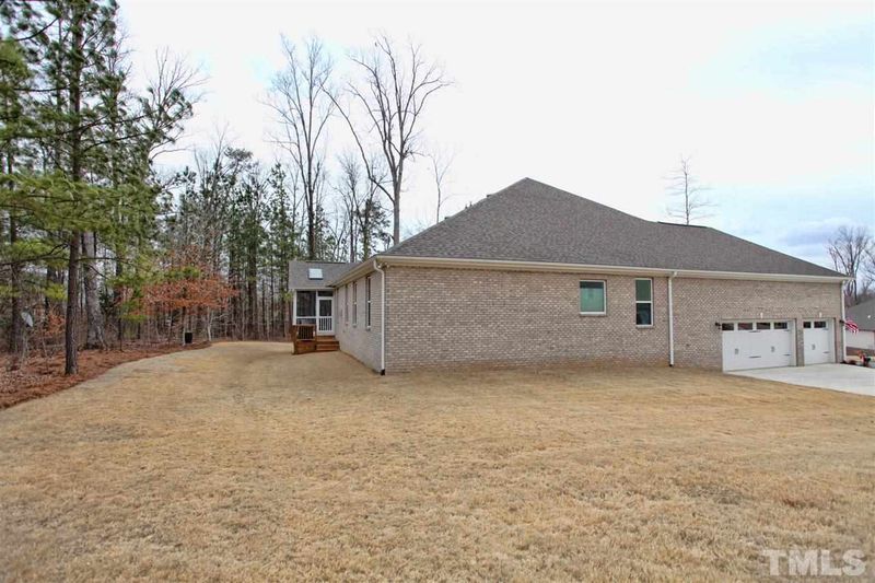 103 Bridgewater Ct, Chapel Hill, NC 27517