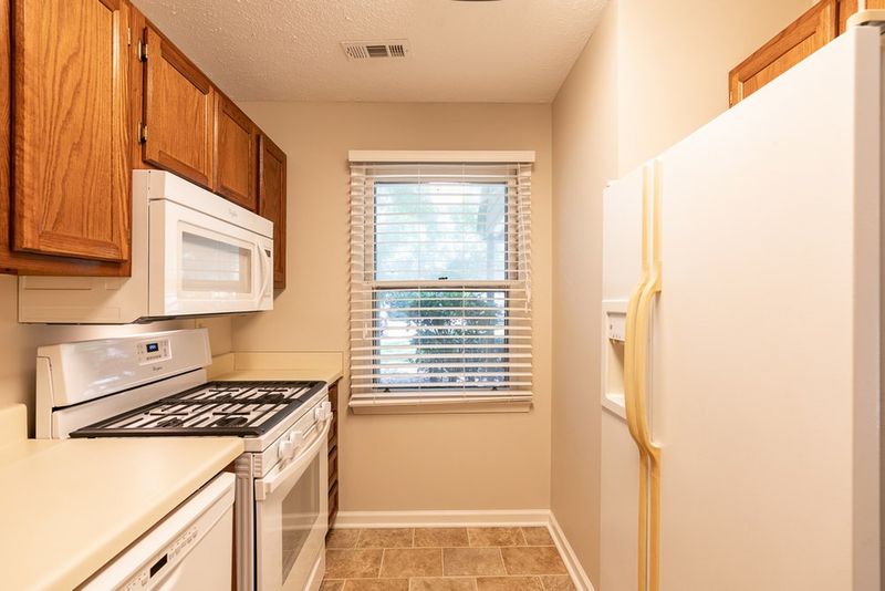 103 Broad Leaf Cir, Raleigh, NC 27613