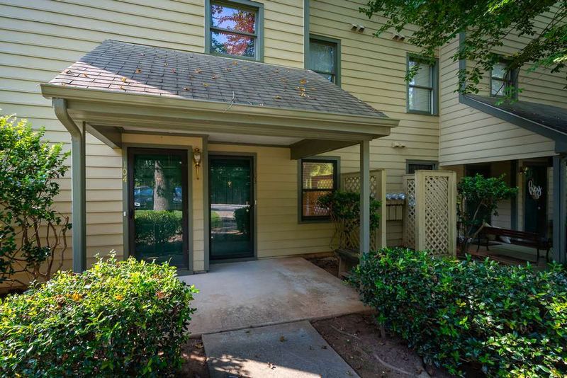 103 Broad Leaf Cir, Raleigh, NC 27613