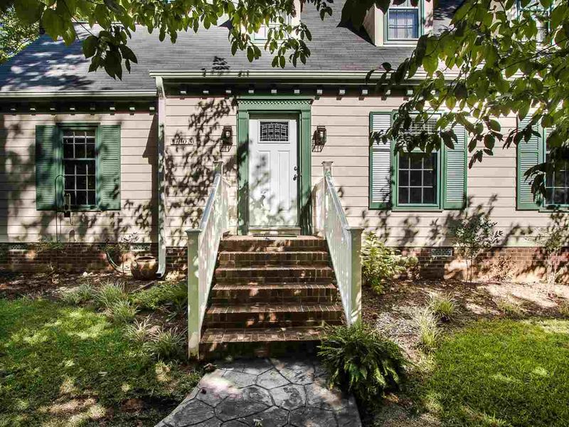 103 Brodick Ct, Cary, NC 27511