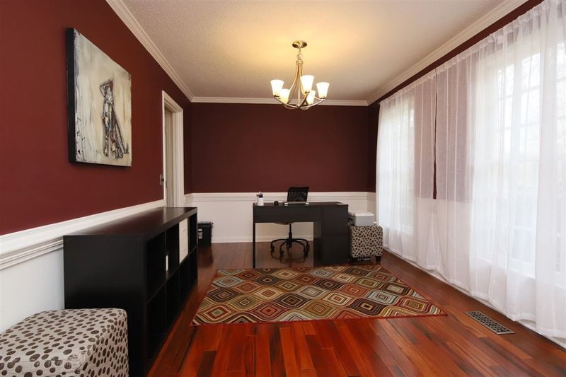 103 Canyon Rn, Cary, NC 27513