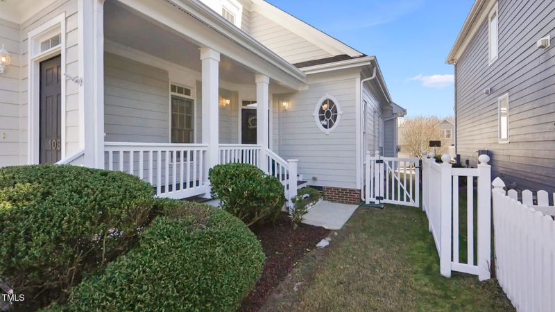 103 Carpenter Town Ln, Cary, NC 27519