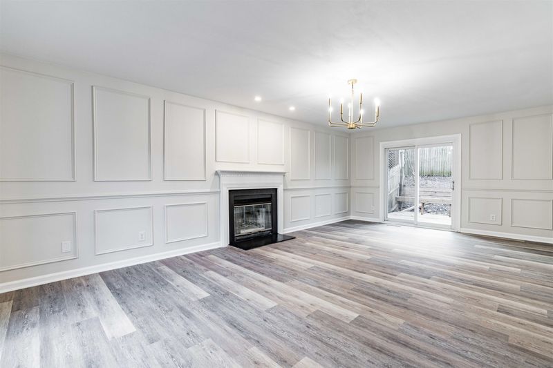 103 Carrousel Ln, Cary, NC 27513