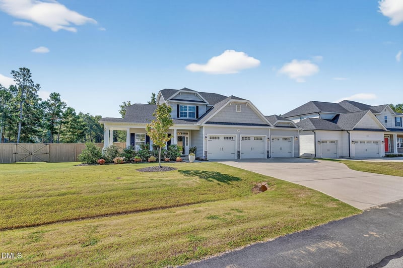 103 Centerline Dr, Selma, NC 27576