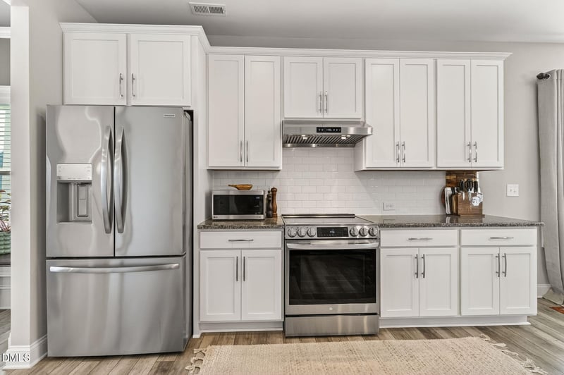 103 Centerline Dr, Selma, NC 27576