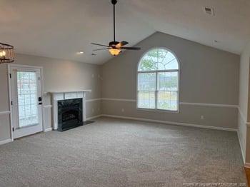 103 Chadbury Dr, Dunn, NC 28334