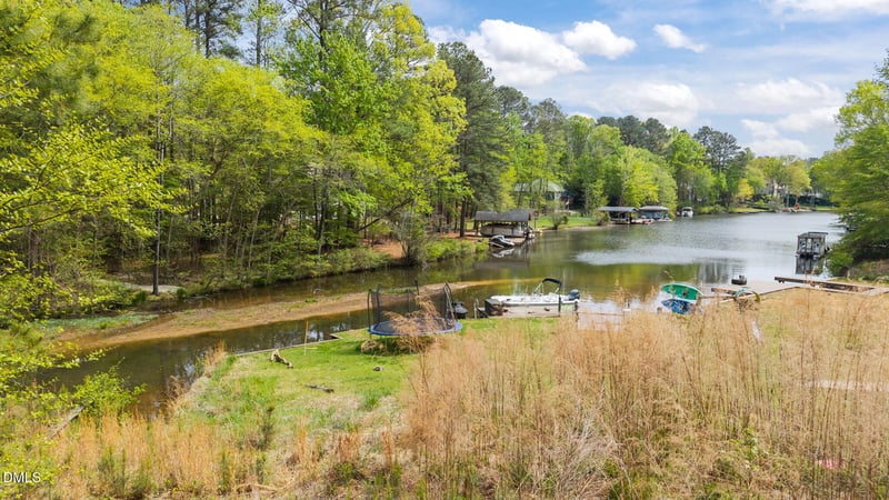 103 Chuckwagon Dr, Louisburg, NC 27549