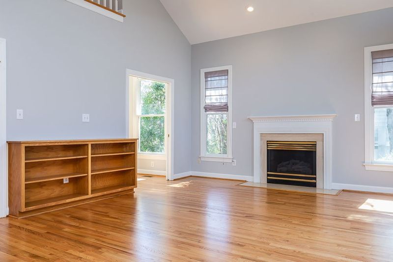103 Columbia Place Dr, Chapel Hill, NC 27516