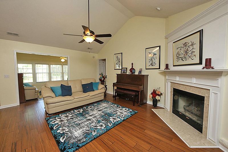 103 Cranwell Ct, Apex, NC 27502