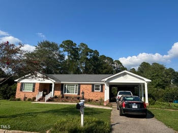 103 Crepe Myrtle Ln, Dunn, NC 28334