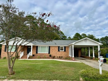 103 Crepe Myrtle Ln, Dunn, NC 28334