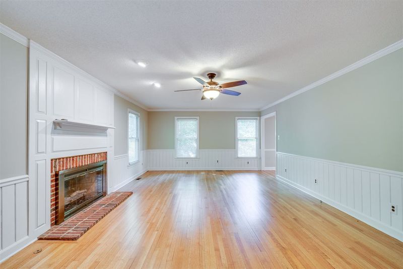103 Dannor Ct, Cary, NC 27511