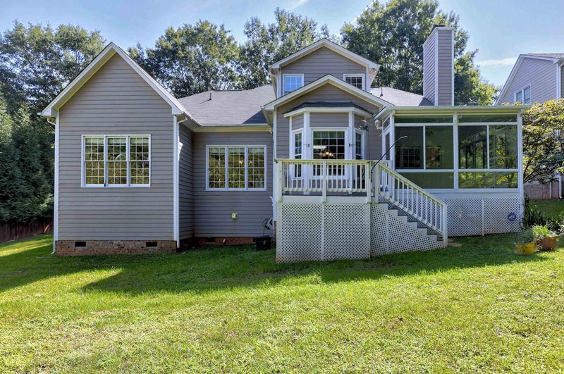 103 Danton Dr, Cary, NC 27518