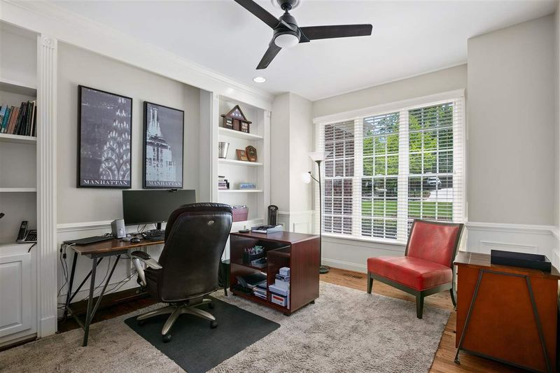 103 Debrock Ct, Cary, NC 27519