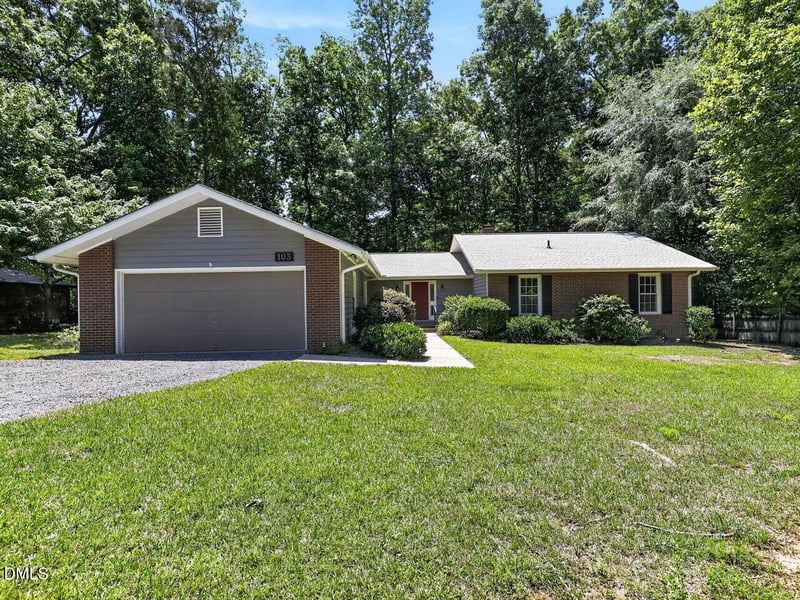 103 Deerwood Ct, Chapel Hill, NC 27517