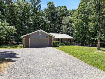 103 Deerwood Ct, Chapel Hill, NC 27517