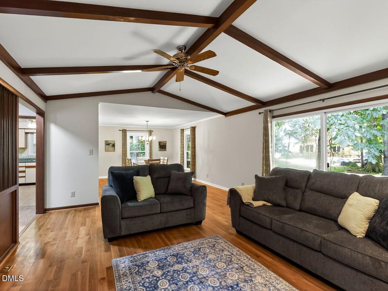 103 Deerwood Ct, Chapel Hill, NC 27517