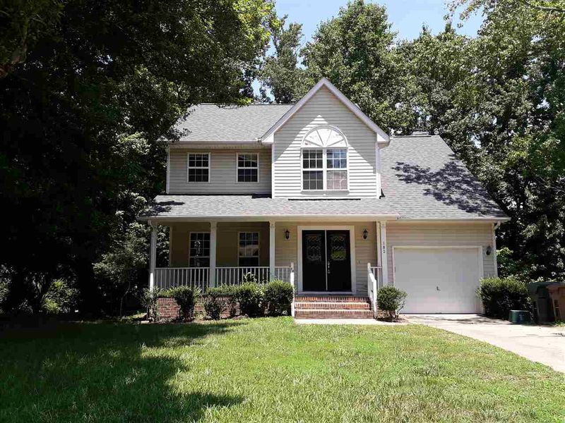 103 Elmview Dr, Cary, NC 27519