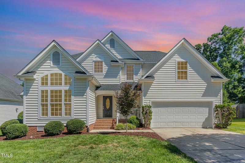 103 Equestrian Ct, Cary, NC 27513