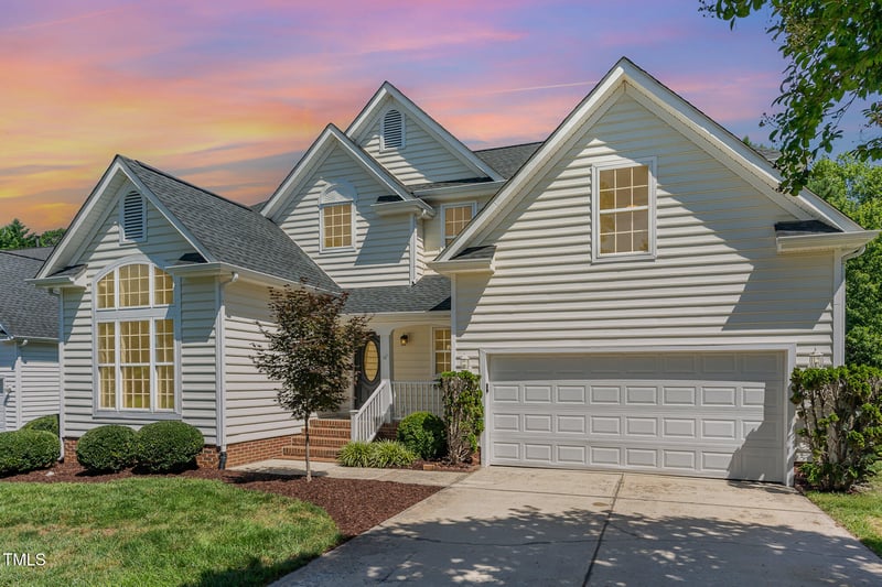 103 Equestrian Ct, Cary, NC 27513