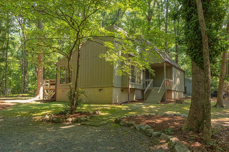 103 Fallen Log, Chapel Hill, NC 27516