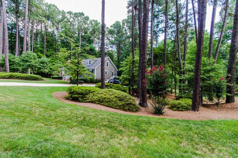 103 Farren Ct, Cary, NC 27511