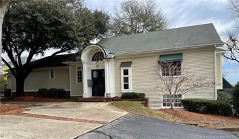 103 Fountainhead Ln, Fayetteville, NC 28301