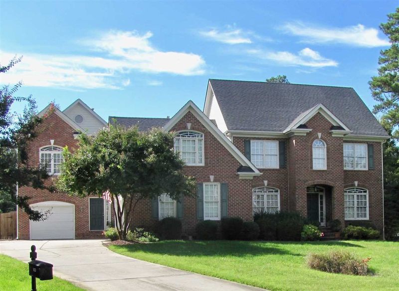103 Frehold Ct, Cary, NC 27519