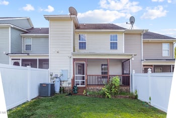103 Gatwick Ct, Clayton, NC 27520